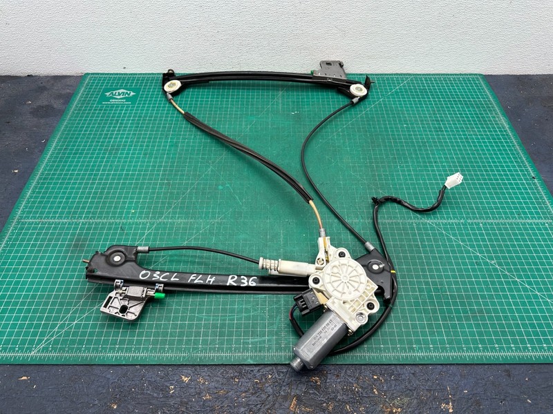 03-06 Mercedes-Benz CL500 C215 - FRONT LEFT DOOR WINDOW REGULATOR W/ MOTOR OEM
