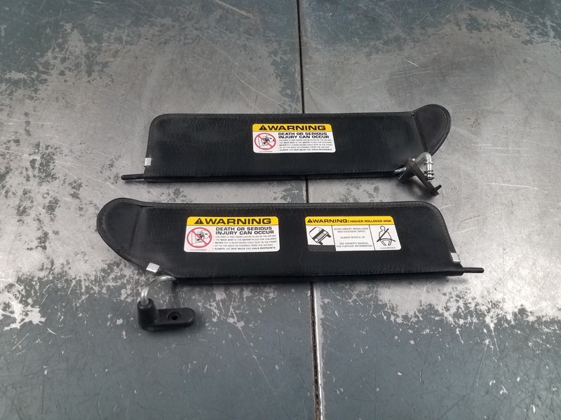 2006 Jeep Wrangler TJ Rubicon 4x4 Sun Visors #4801 M1