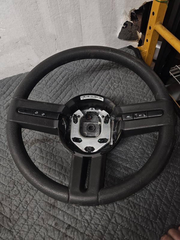 2012 MustangSteering Wheel