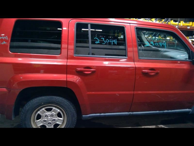Passenger Rear Side Door Privacy Tint Glass Fits 07-10 PATRIOT 1254281