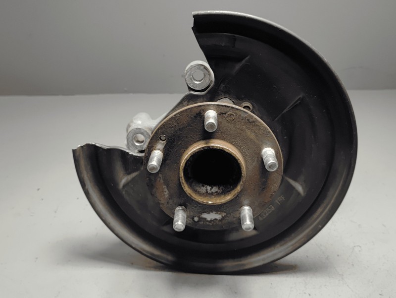 2017-20 Honda Civic Si Rear Passenger Side Wheel Bearing Spindle Knuckle Hub OEM