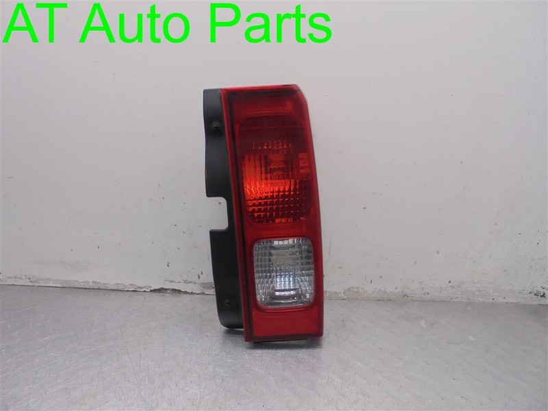 06-10 HUMMER H3 MILEAGE 68K RIGHT LAMP TAIL TAILLIGHT TAILLAMP REAR BRAKE OEM