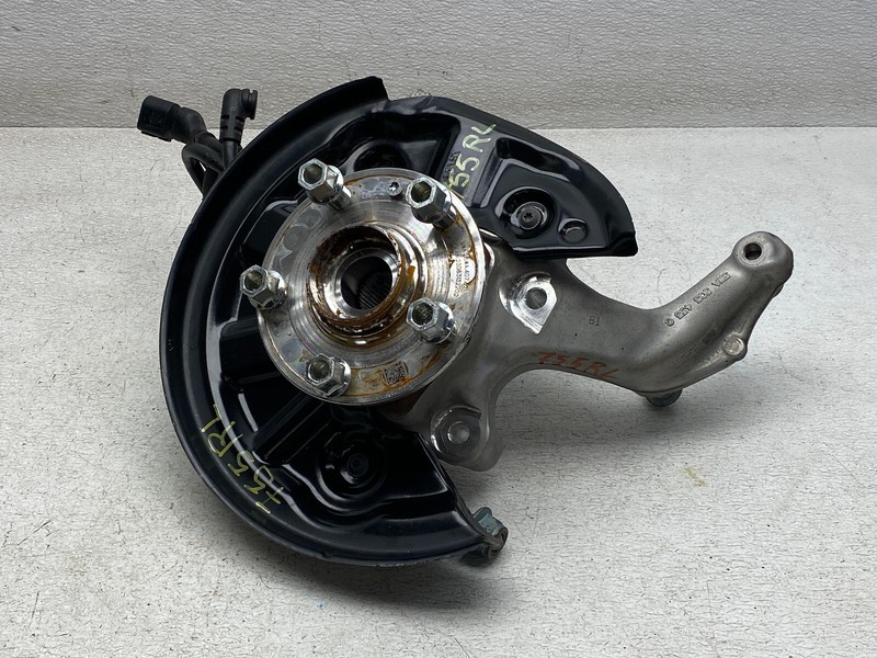 2022-2024 AUDI A3 REAR LEFT DRIVER SIDE SPINDLE KNUCKLE OEM LOT755