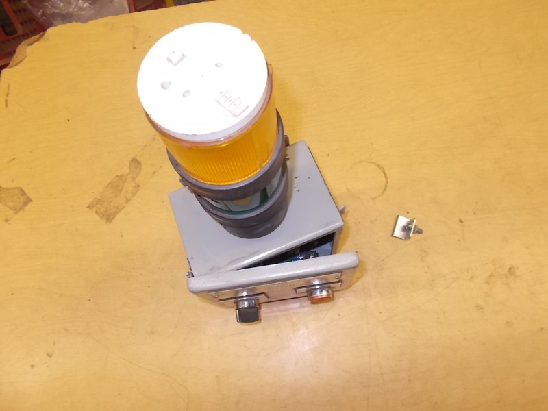 Control Technique INc 5002300 SCE Type 12 Enclosure 301224 ECS-1042 w/ LIght