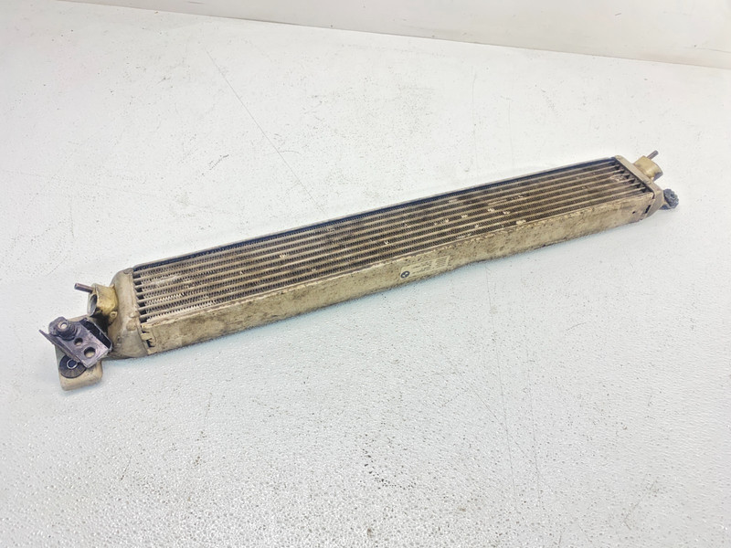08-13 BMW E90 E92 E93 M3 S65 Engine Motor Lower Radiator Oil Cooler Assembly OEM