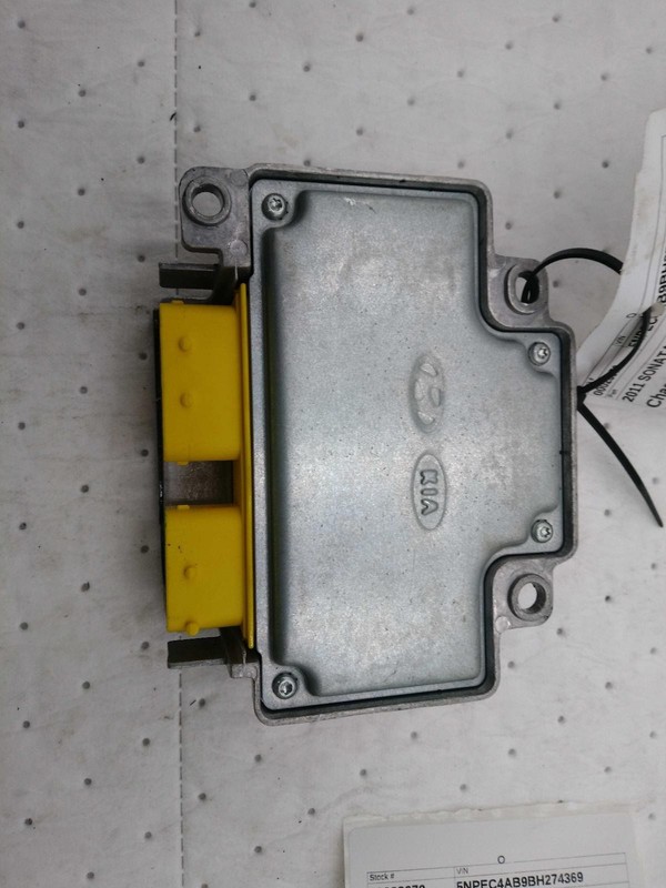 Used Air Bag Module fits: 2011 Hyundai Sonata Air Bag under console 2.4L VIN C 8