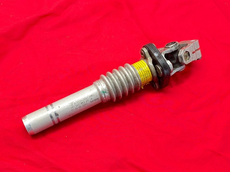 05-13 Porsche 911 Boxster Cayman Steering Column Lower U Joint Shaft Linkage OEM
