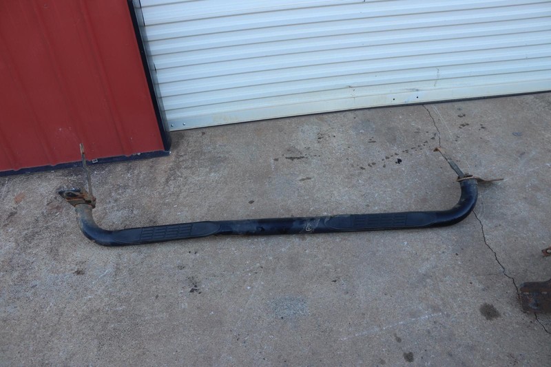 2009-2010 DODGE RAM 1500 RIGHT PASSENGER SIDE RUNNING BOARD STEP PAD PLATE OEM