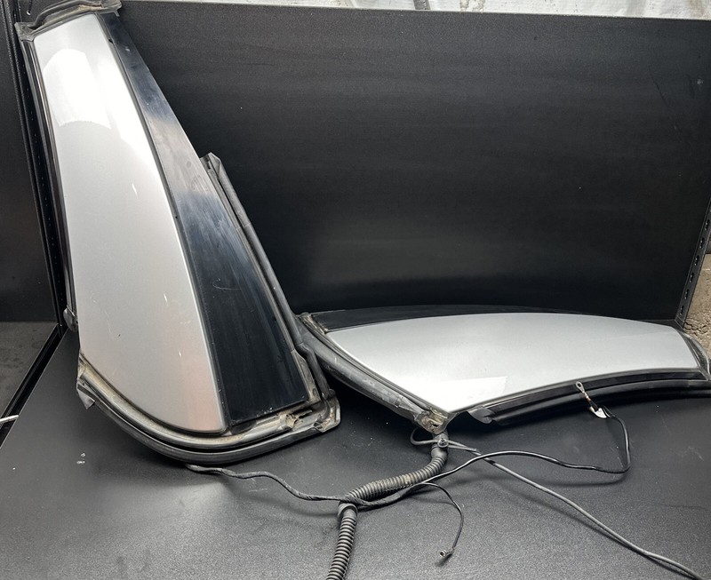 03-12 Mercedes R230 SL500 Rear Convertible Roof Top C Pillar Hinge Cover Panel