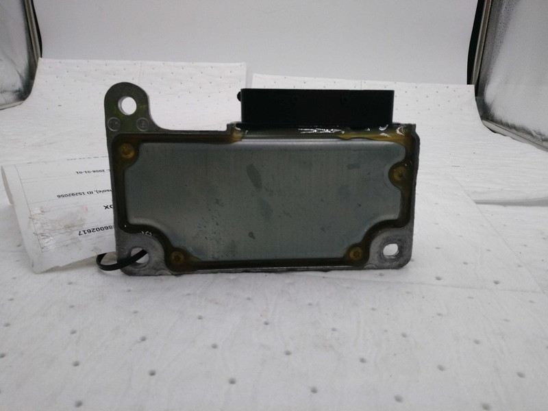 Used Air Bag Module fits: 2008 Pontiac Torrent Air Bag below center console ID 1