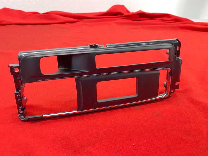 17-21 Maserati Quattro Ghibli Front Center Console Trim Bezel Switch Panel OEM✅