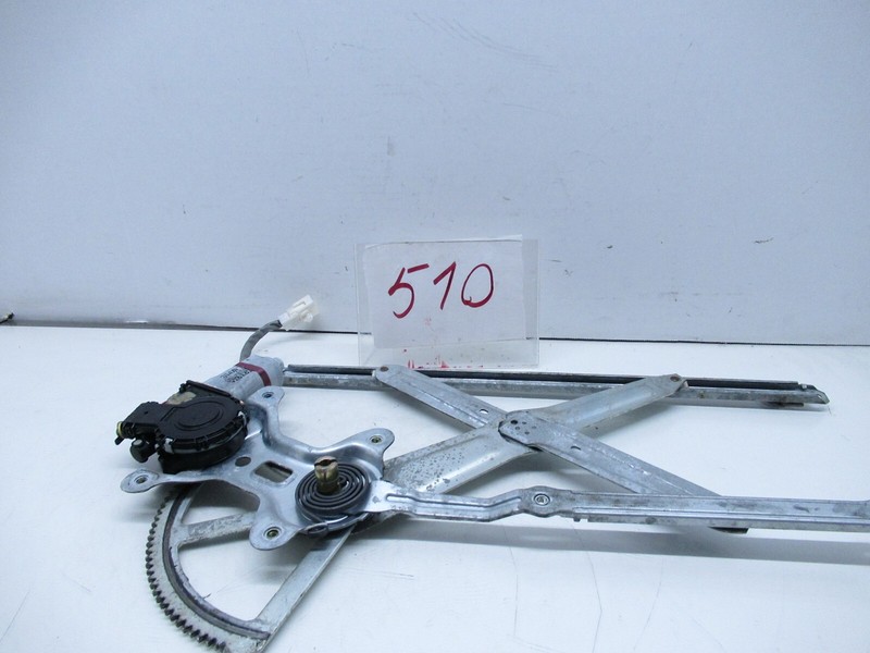 01-07 TOYOTA SEQUOIA FRONT RIGHT PASSENGER SIDE WINDOW REGULATOR W MOTOR OEM