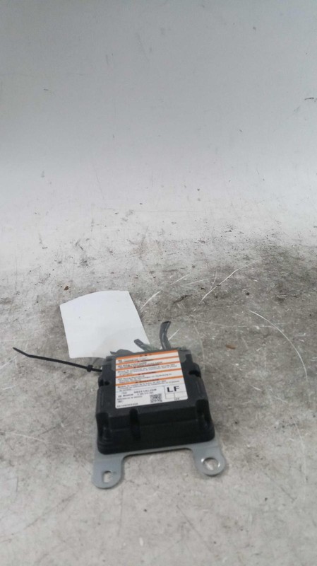 Used Air Bag Module fits: 2019 Subaru Legacy Air Bag under console Sedan Grade A