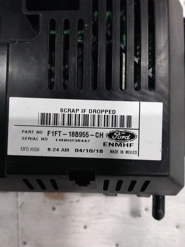 2018 Ford Escape Infotainment Display Blue OEM Used 263491 10k Miles