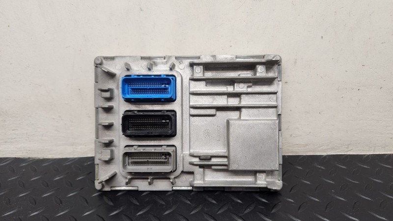 18-24 Chevrolet Traverse 3.6L ECM ECU Engine Control Module Unit OEM 12697045