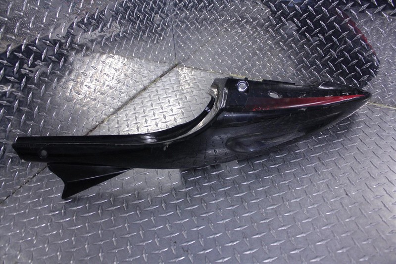 2009 HYOSUNG GT 250 R LH LEFT SIDE TAIL REAR FAIRING COWL PLASTIC OEM GT250 09