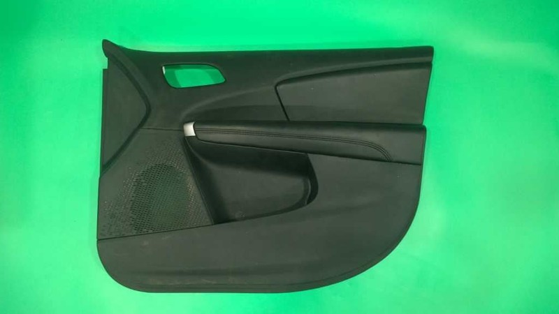 11-19 JOURNEY PASSENGER RIGHT FRONT INTERIOR DOOR PANEL 2671-51
