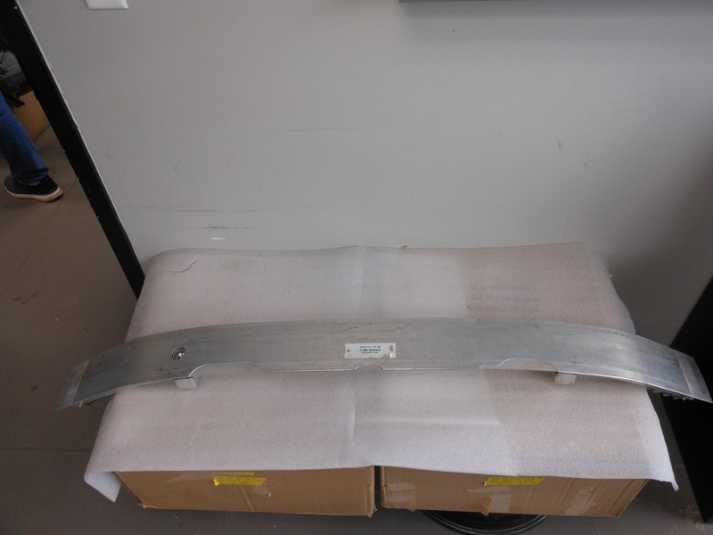 2014 2015 2016 BMW i3 FRONT BUMPER REINFORCEMENT BAR REBAR OEM 51117352812
