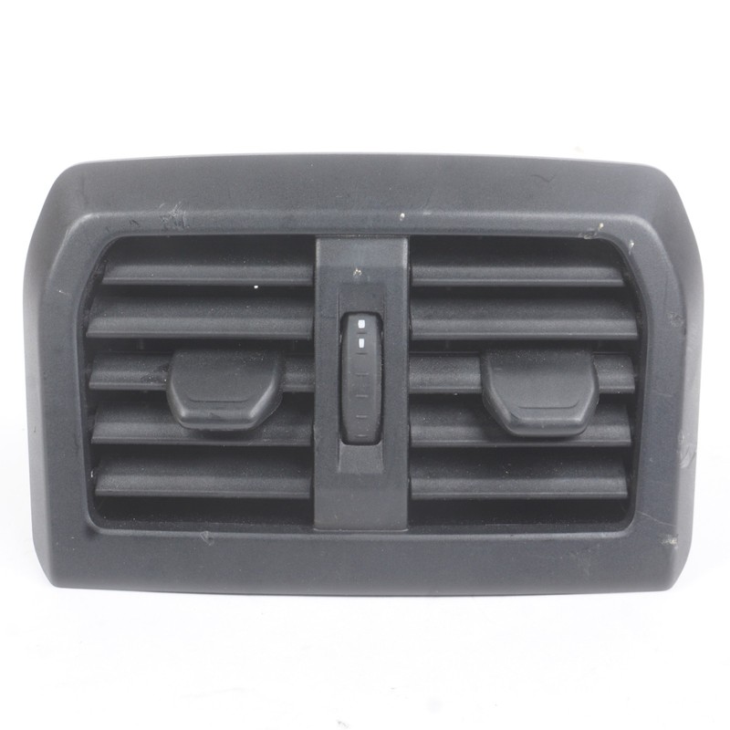 2020 - 2024 BMW 228iX F44 OEM REAR CENTER CONSOLE AIR VENTS GRILLE 6828272