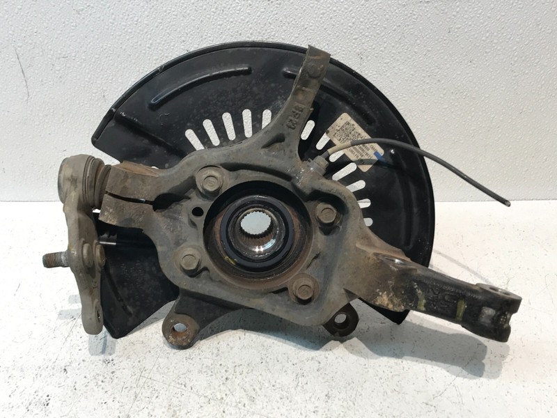 18-20 KIA SORENTO FRONT LEFT DRIVER STEERING SPINDLE KNUCKLE HUB OEM 92K