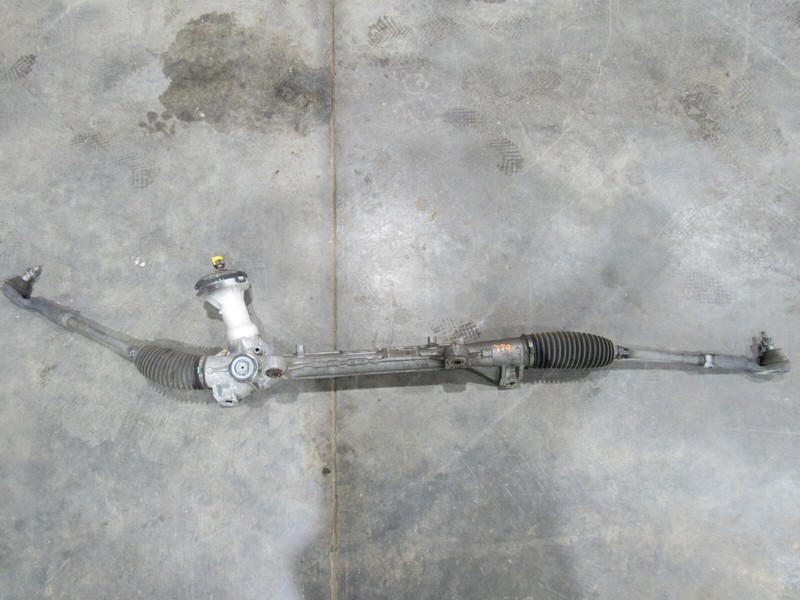 17 18 HYUNDAI ELANTRA POWER STEERING GEAR RACK AND PINION ( ELETRIC ASSIST ) SDN