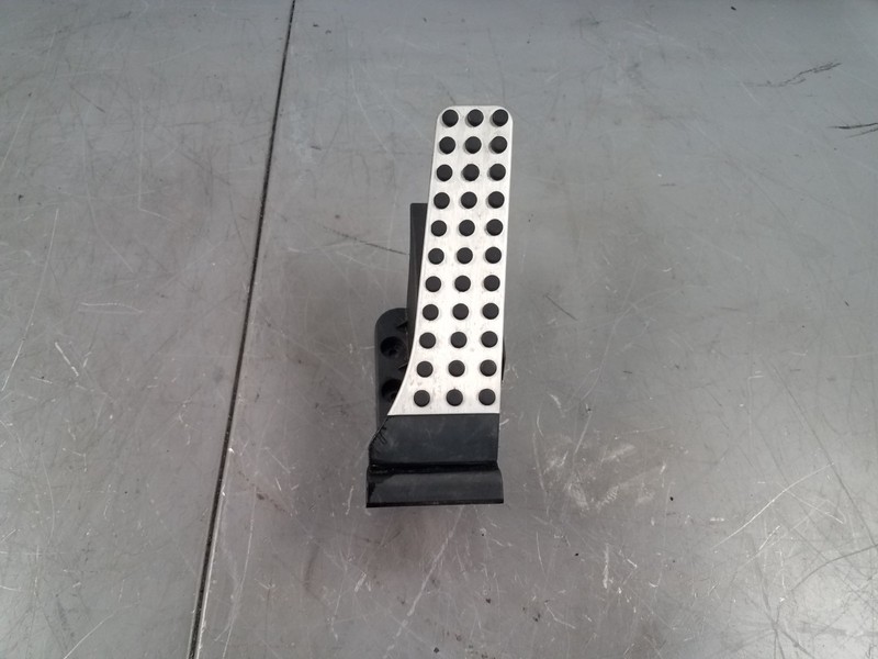 2012 Mercedes AMG E 63 Wagon Accelerator Throttle Pedal #83055 P11