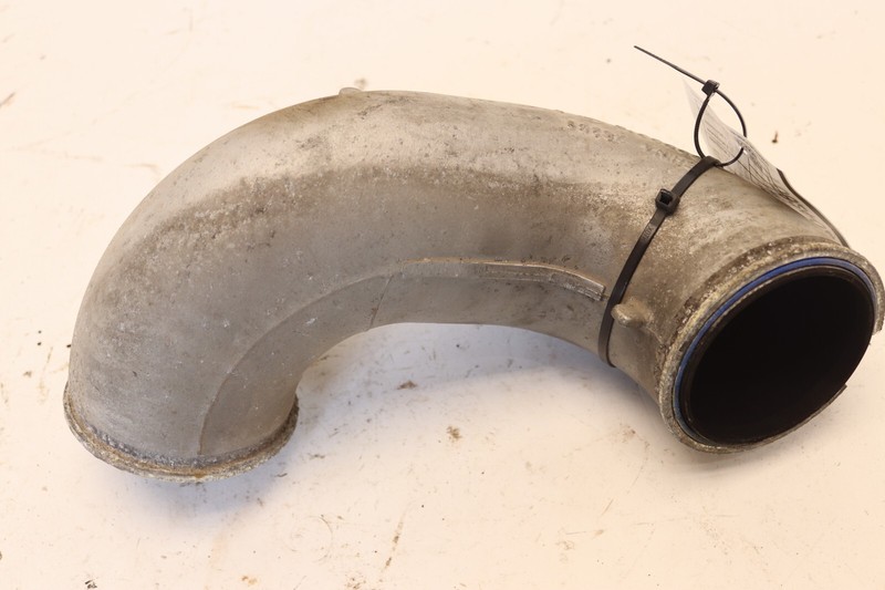 2003-2018 VOLVO VNL D13 DIESEL ENGINE INTAKE ELBOW PIPE TUBE 20999319 OEM
