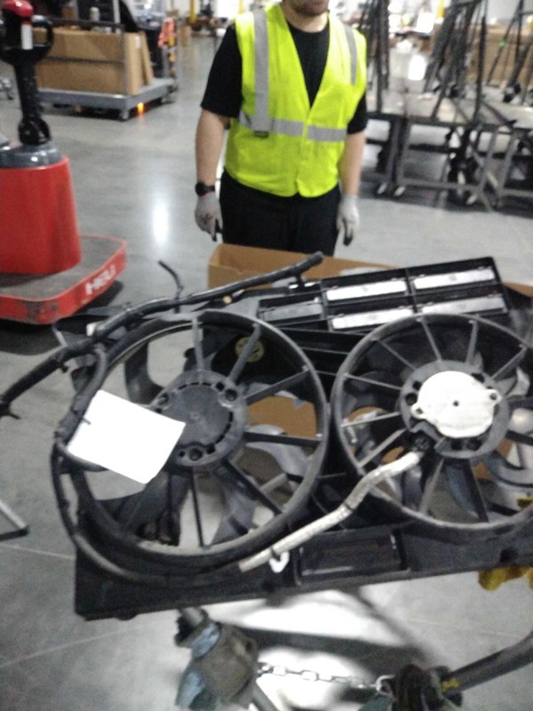2014 Ford Explorer Engine Cooling Fan Motor OEM Black 106840 121K Miles