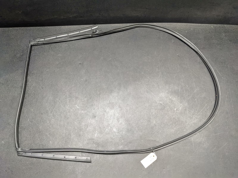 Rear Left Door Weatherstrip 2013 Infiniti JX35 82831-3JA0A 2014