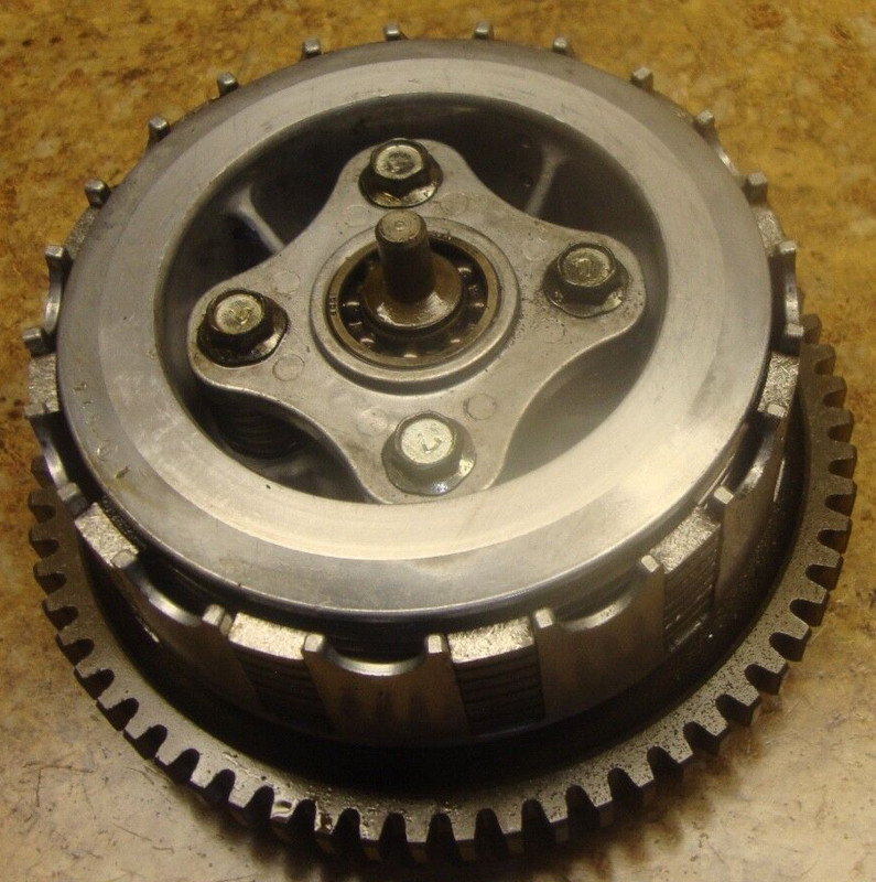 1985 Suzuki Quadrunner LT250E LT250 LT 250 Engine Clutch Plates Housing Motor 85