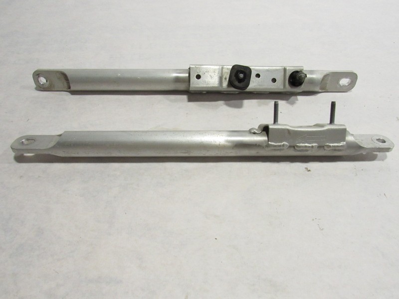 19-21 Genesis G70 2020 Front Strut Firewall Tower Brace Bar Set Pair 2 PCS ;:O
