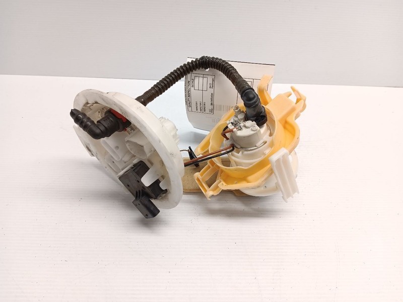 09-15 BMW 750i 750Li F04 Gas Gasoline Electric Fuel Tank Pump OEM