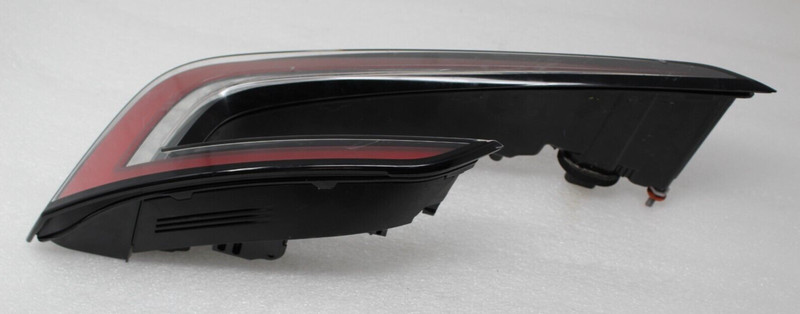 GENUINE 2024+ Tesla Model 3 RearLeft Tail Lamp Light 1691498-00-F OEM / NOTE