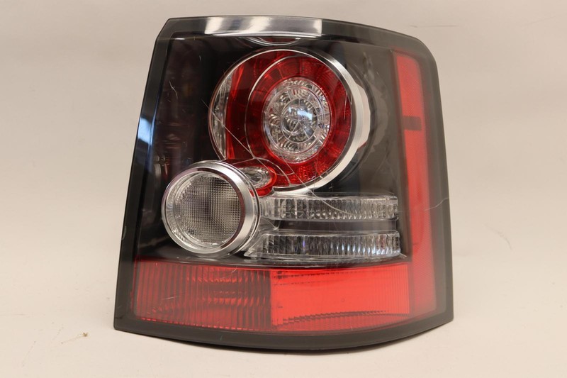 2010-2011 RANGE ROVER SPORT L320 RIGHT PASSENGER SIDE TAIL LIGHT BRAKE LAMP OEM