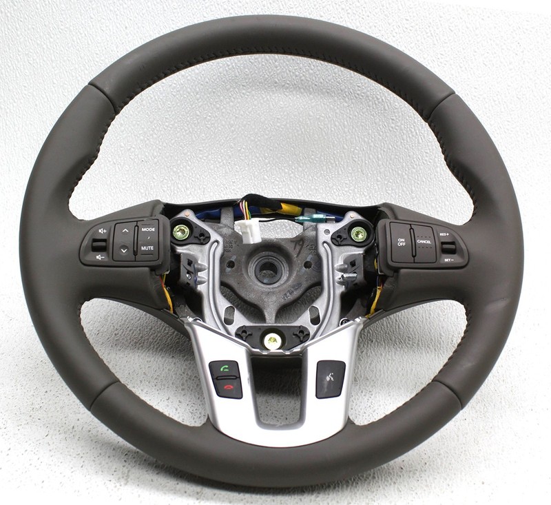 OEM Kia Sportage Grey Leather Steering Wheel 56110-3W750GAH Scuffs