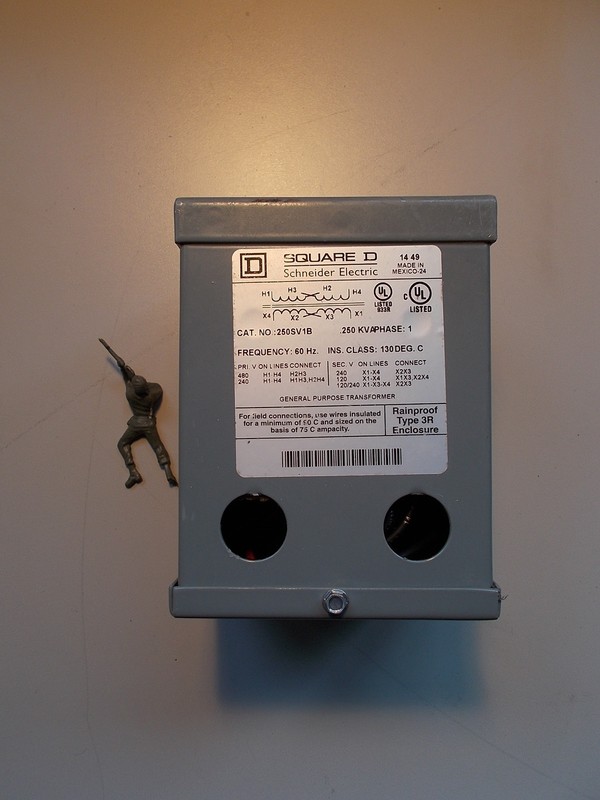Square D 250SV1B Rainproof type 3R Enclosure *FREE SHIPPING*