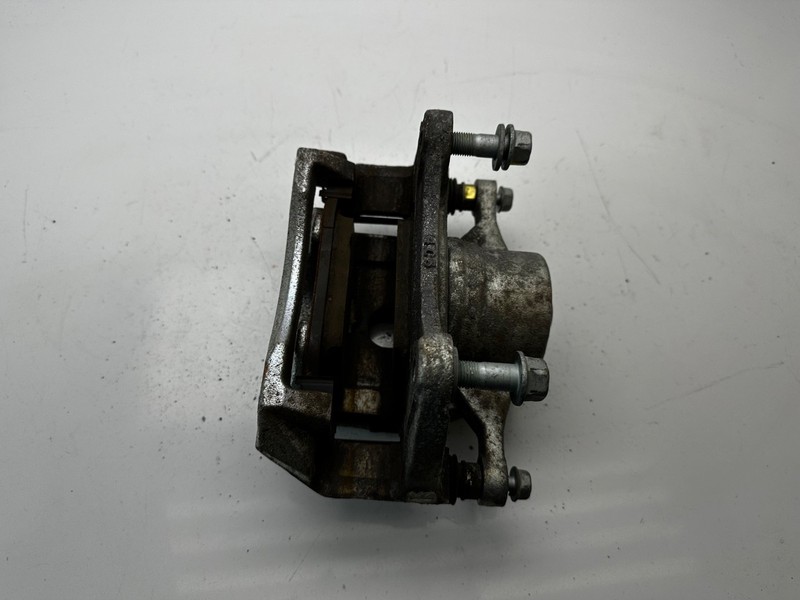 2022-2024 HYUNDAI IONIQ 5 RWD FRONT RIGHT PASSENGER SIDE BRAKE CALIPER OEM