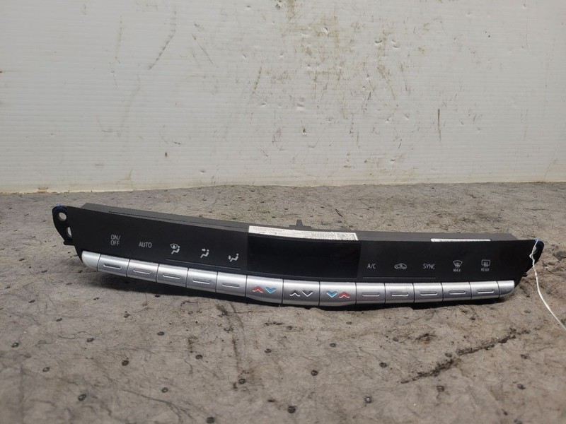 Temperature Control ID 84682655 Fits 19-22 XT4 1632340