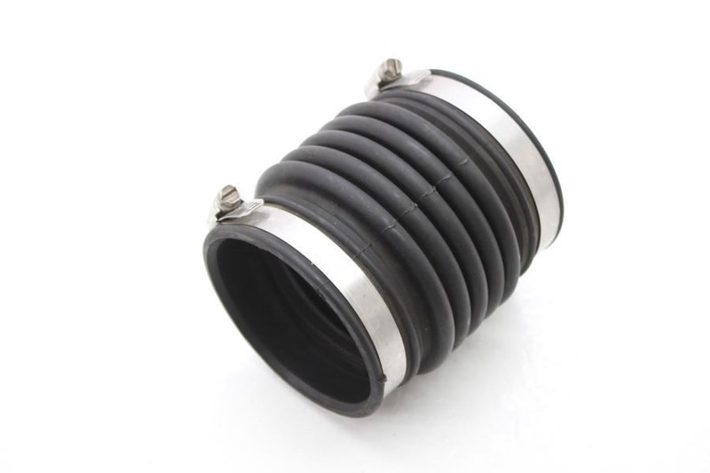 2008-2012 Nissan Xterra 4.0L AT 4X2 Air intake Air Flex Tube