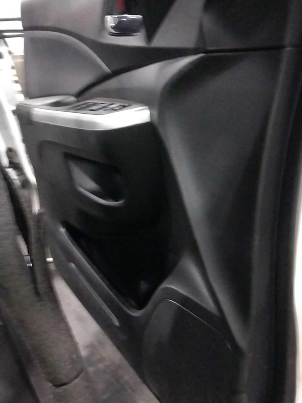 2016 Honda CR-V Left Door Red OEM Used 116796 Small Crease 113k Miles