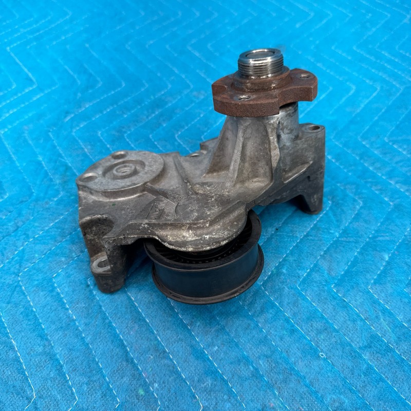 2010–2012 Range Rover L322 Drive Belt Tensioner Assembly OEM CPLA8609AA
