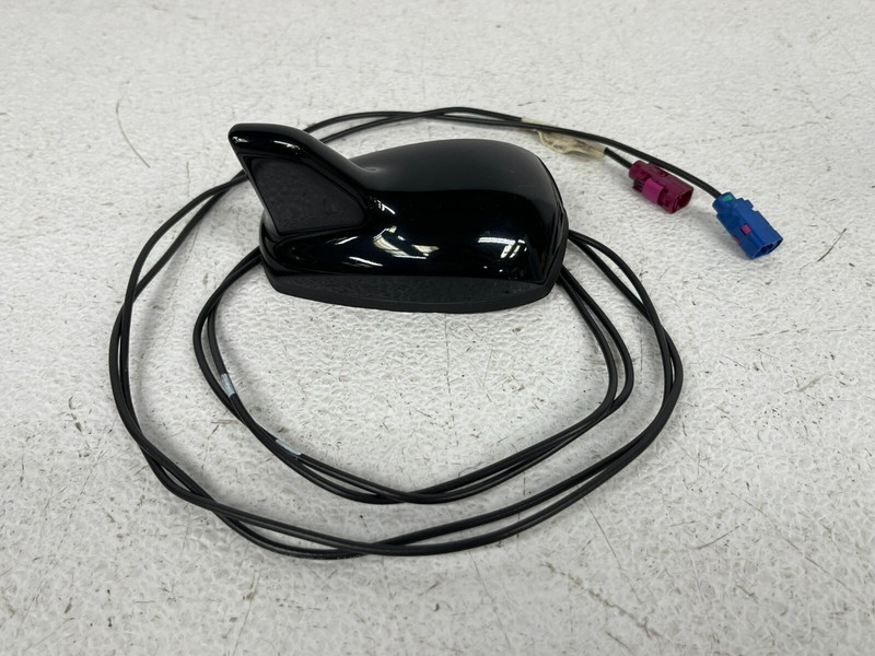 ⭐2008-2014 MERCEDES BENZ C-CLASS W204 TOP ROOF ANTENNA RADIO GPS OEM LOT2299