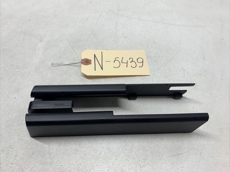 16-20 Tesla Model X Front 1st Row Seat Rear RH Track Cover 1062358-00 5439 B118