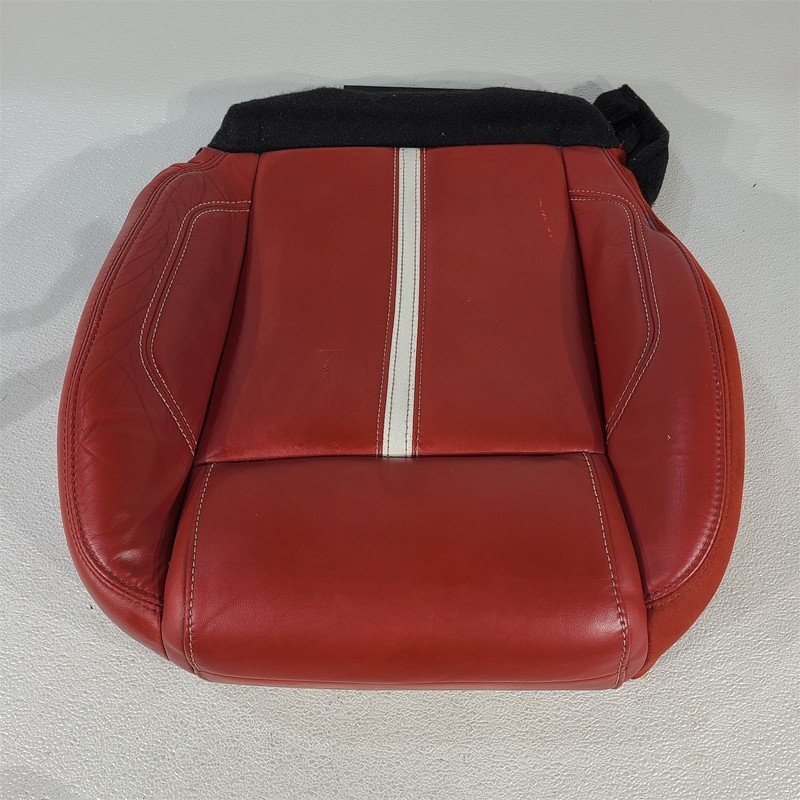 10-14 Mustang Gt 5.0L Passenger Lower Seat Skin Cover W/ Foam Rh Aa7367