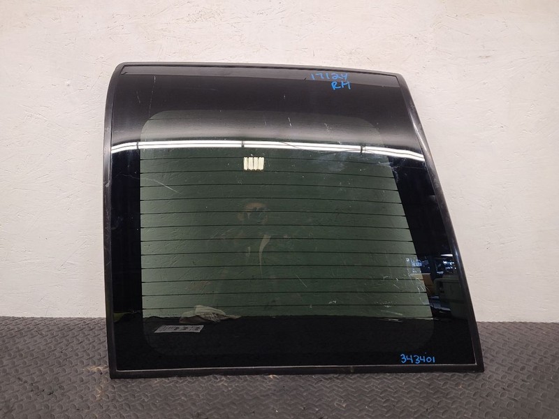 92-99 Chevrolet Suburban 1500 Right Back Glass Window Factory Black OEM 15694906