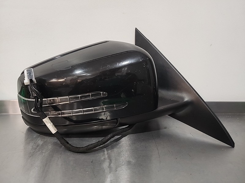 14 - 18 Mercedes CLA250 CLA45 Passenger Side Mirror Blind Spot Auto Dimming SDN