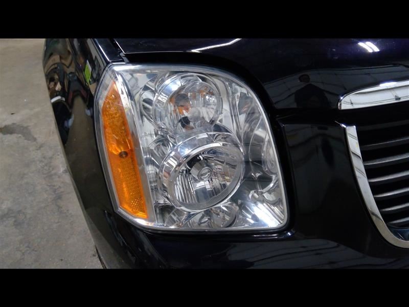 Passenger Right Headlight Base Fits 07-14 YUKON 1107247