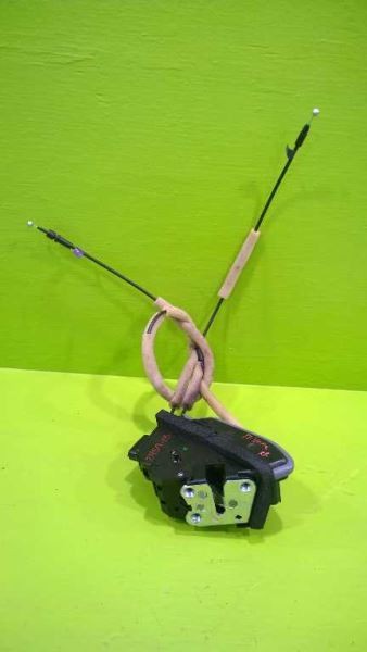 14 15 16 17 18 19 VERSA NOTE AT PASSENGER RIGHT REAR DOOR LOCK LATCH 2459-15
