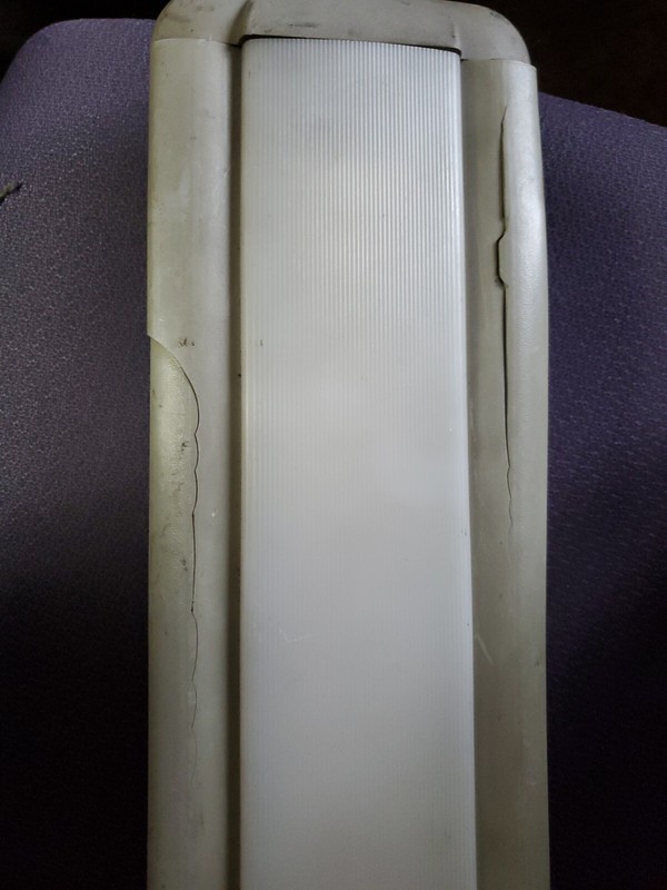 Damaged cover Volvo 8078529 Sleeper Fluorescent Light Bulb Lamp Fixture 990826