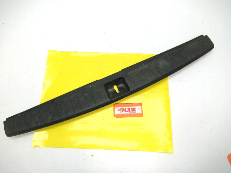 REAR HATCH LATCH SCUFF PLATE SILL TRUNK COVER for 05 06 07 08 09 LEGACY OUTBACK